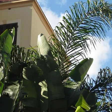 La Malouine Hotel Niza